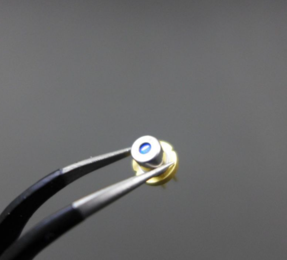 450nm / 80mW　Blue Laser Diode (Sharp)