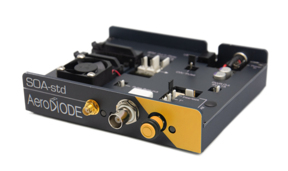 SOA pulsed driver with nanosecond speed : a new fiber modulator