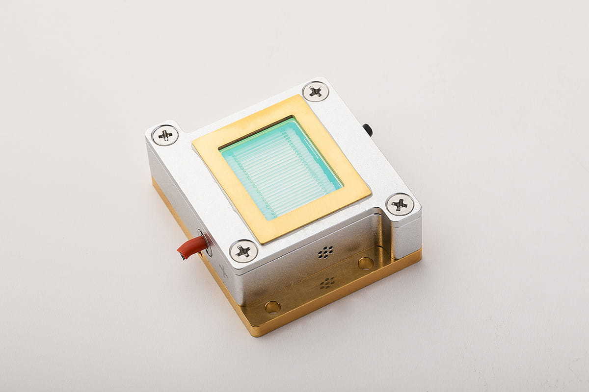 Conduction Cooled QCW Vertical Stack Diode Laser：GS02